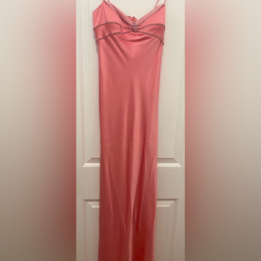 PROM NITE!  Beautiful designer spaghetti strap length gown by NITELINE